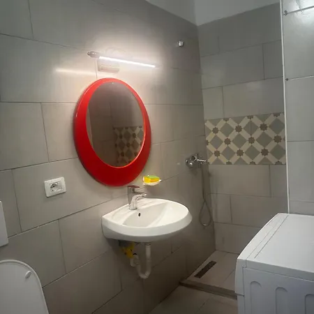 King Apartment Durres